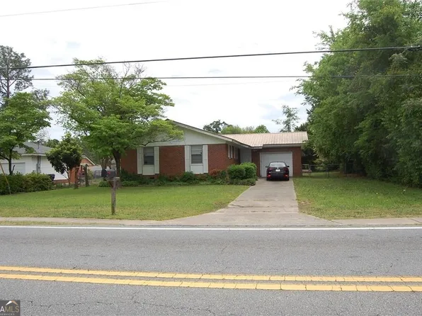 1032 Elberta Rd, Warner Robins, GA 31093