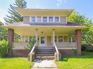 3124 Edgehill Rd, Cleveland Heights, OH 44118