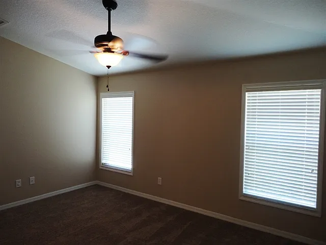 18025 Cypress Bay Pkwy — Photo 11