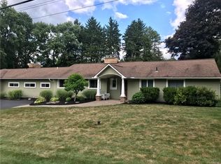 228 Edwards Dr, Fayetteville, NY 13066