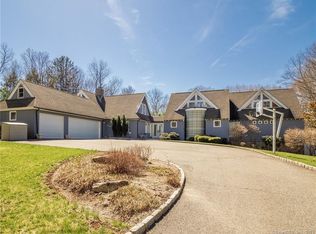 26 Hickory Hill Rd, Wilton, CT 06897