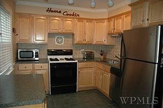 5th image of 15 Leewood Cir