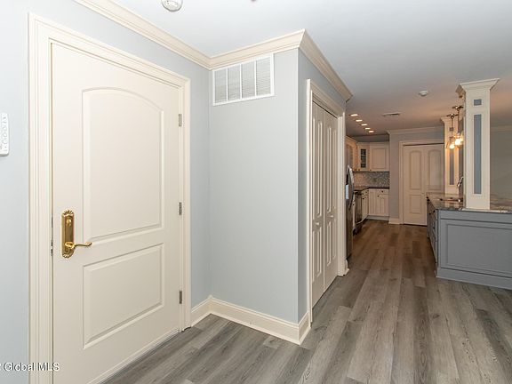 3rd image of 93 Maple St APT 103