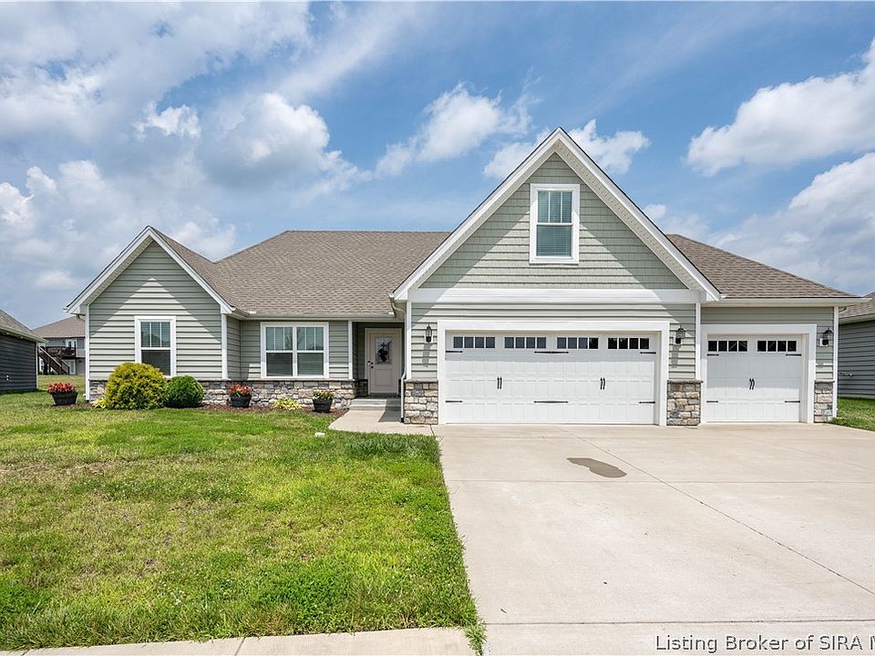 1st image of 4442 Venice Way
