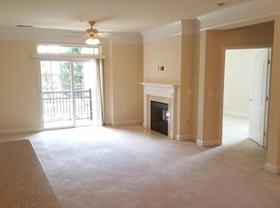 23620 Overlook Park Dr UNIT 103, Clarksburg, MD