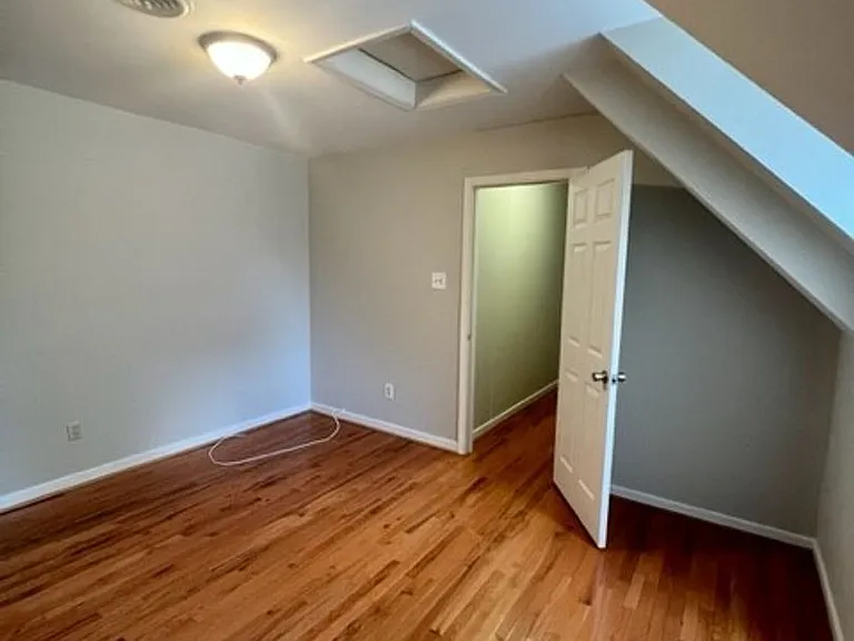 5736 Lake West Ter — Photo 36