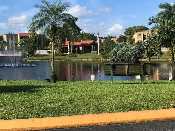 5112 NW 79th Ave APT 201, Doral, FL 33166