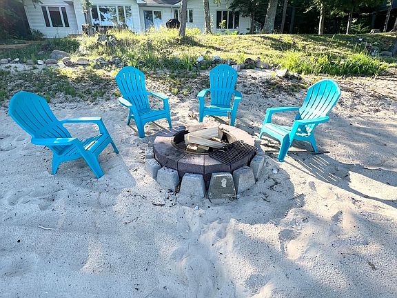 4th image of 1250 Meier Dr