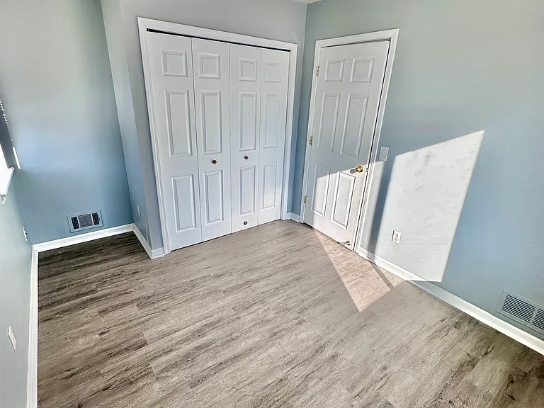 1751 Clara St — Photo 12
