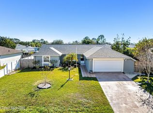 1060 Hosbine St SE, Palm Bay, FL 32909
