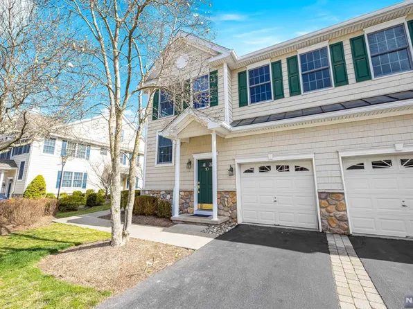 10 Pheasant Run, Westwood, NJ 07675