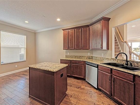 5th image of 1710 Bonita Bluff Ct