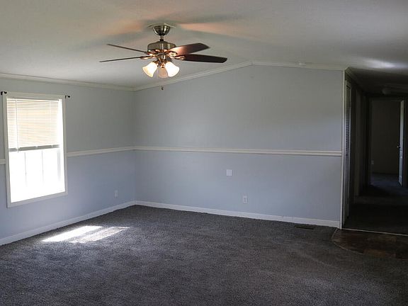 4th image of 393 Hardtimes Rd