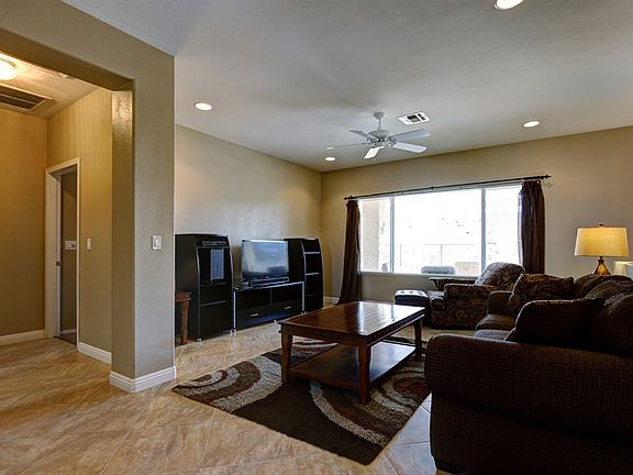 4th image of 2356 Schaeffer Hills Dr