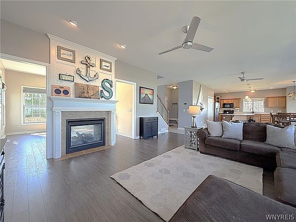 5th image of 2949 W Lake Rd