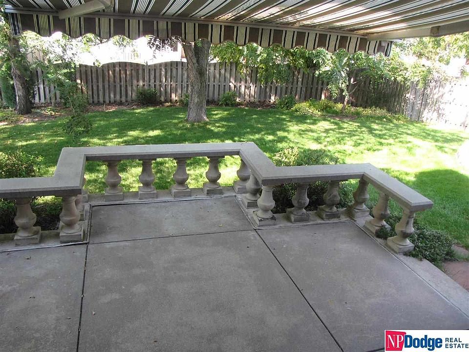 2nd image of 1506 N 160th St