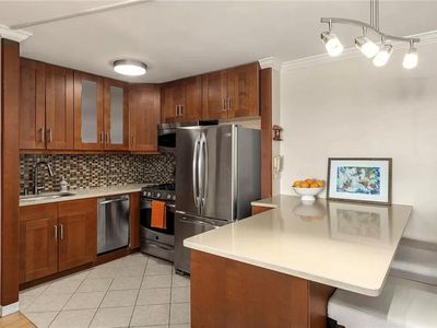 3960 54 Street #9F, Flushing, NY, 11377