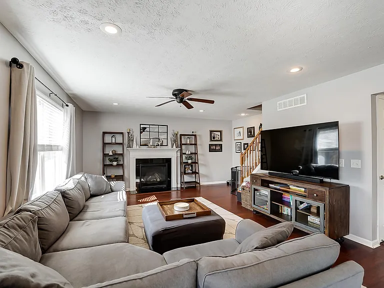 6700 Bartlett Ct — Photo 30