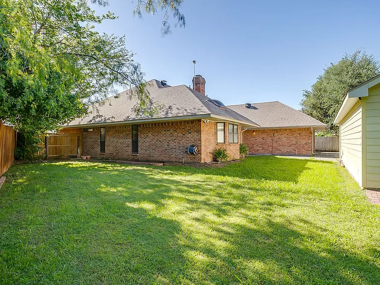 4013 Timberidge Dr — Photo 25
