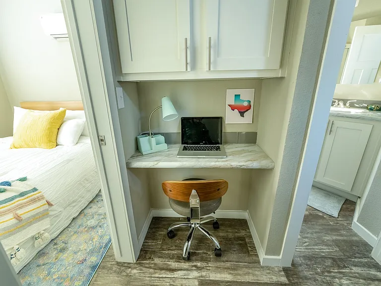 Casata Austin — Photo 17