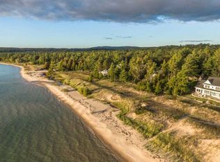 3087 Forest Ave, Harbor Springs, MI 49740