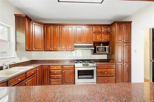 416 Rosa Ave — Photo 17
