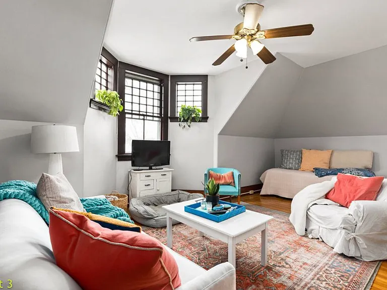 668 Middle St #3 — Photo 4