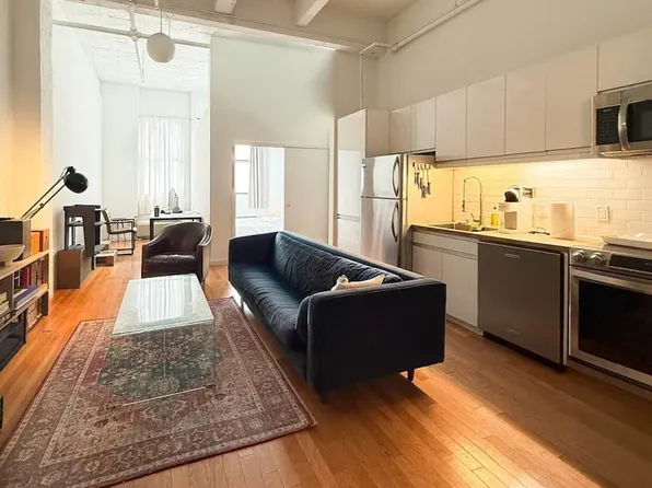 44 Berry Street image 1 of 7