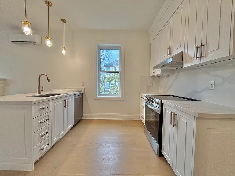 24 Ashley St — Photo 9