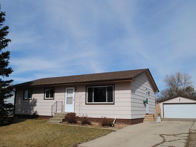 1307 3rd Ave NE, Aberdeen, SD, 57401