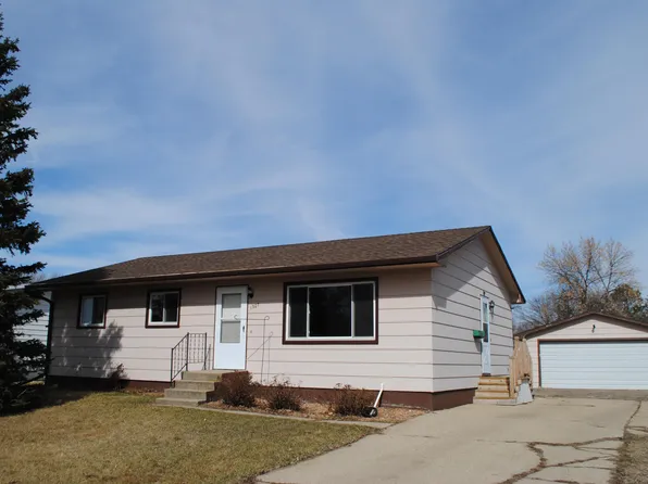 1307 3rd Ave NE, Aberdeen, SD 57401