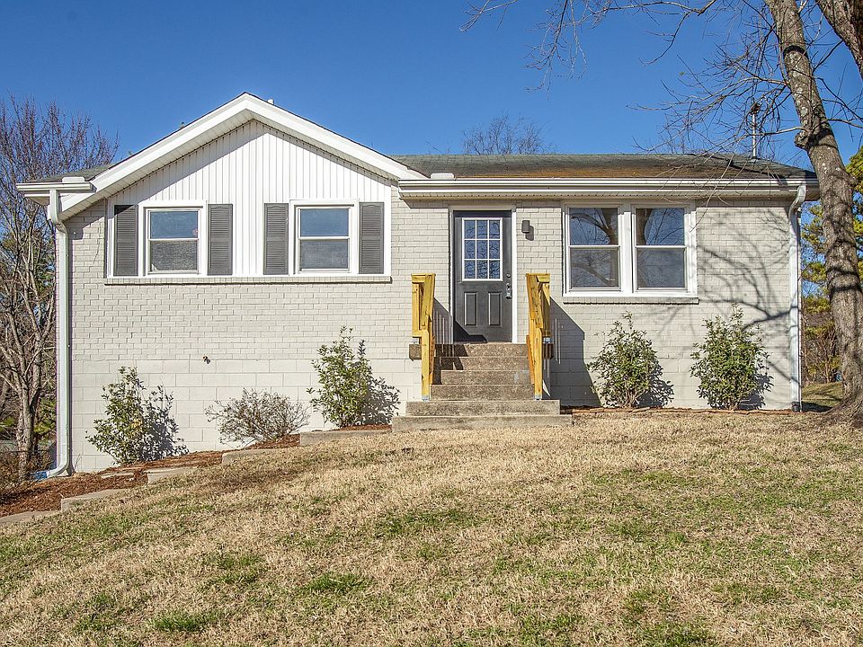 1st image of 200 Cedar Dr