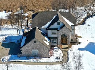 W125S8470 Country View Ct, Muskego, WI 53150