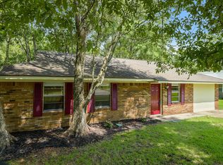 207 E Chipwood Dr, Gulfport, MS 39503