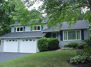 1217 Cranberry Ln, Coatesville, PA 19320