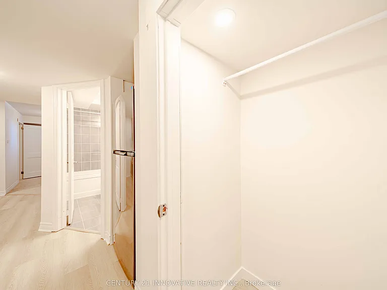 2057 Horace Duncan Cres #BASEMENT — Photo 25