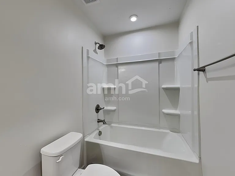 553 Larragan Dr — Photo 17