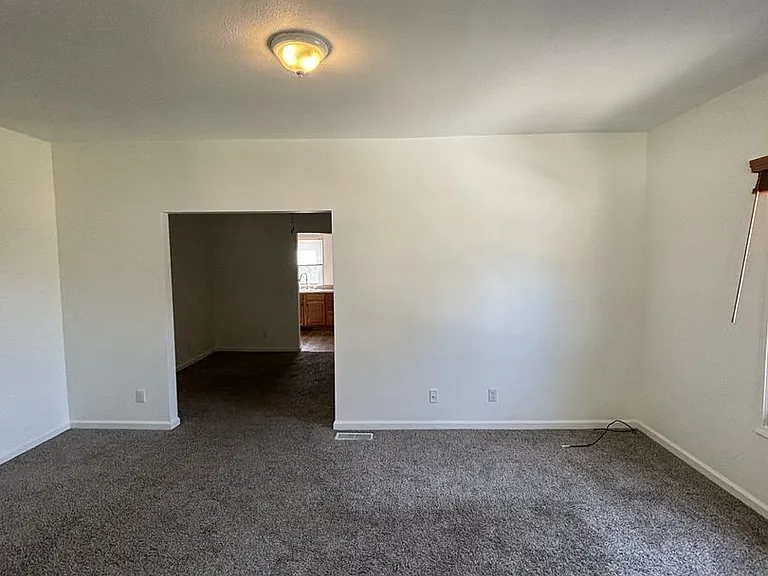 1506 Philo Road. Unit B — Photo 16