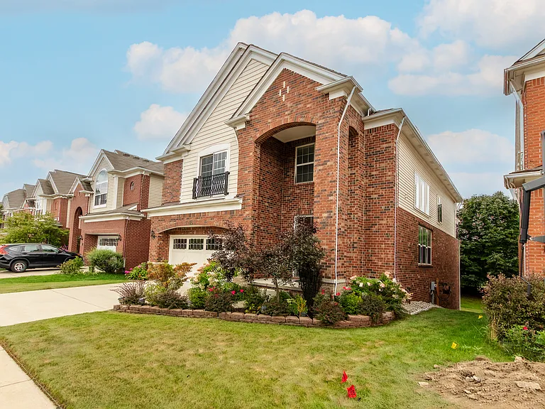 44843 Stockton Dr — Photo 3