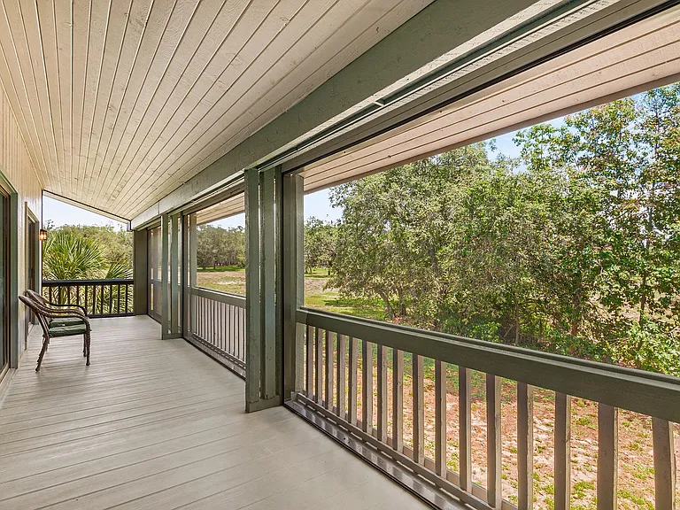 4187 Abbey Ct — Photo 2