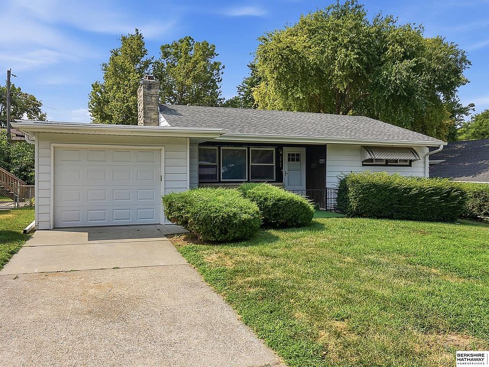 1st image of 4907 Curlew Ln