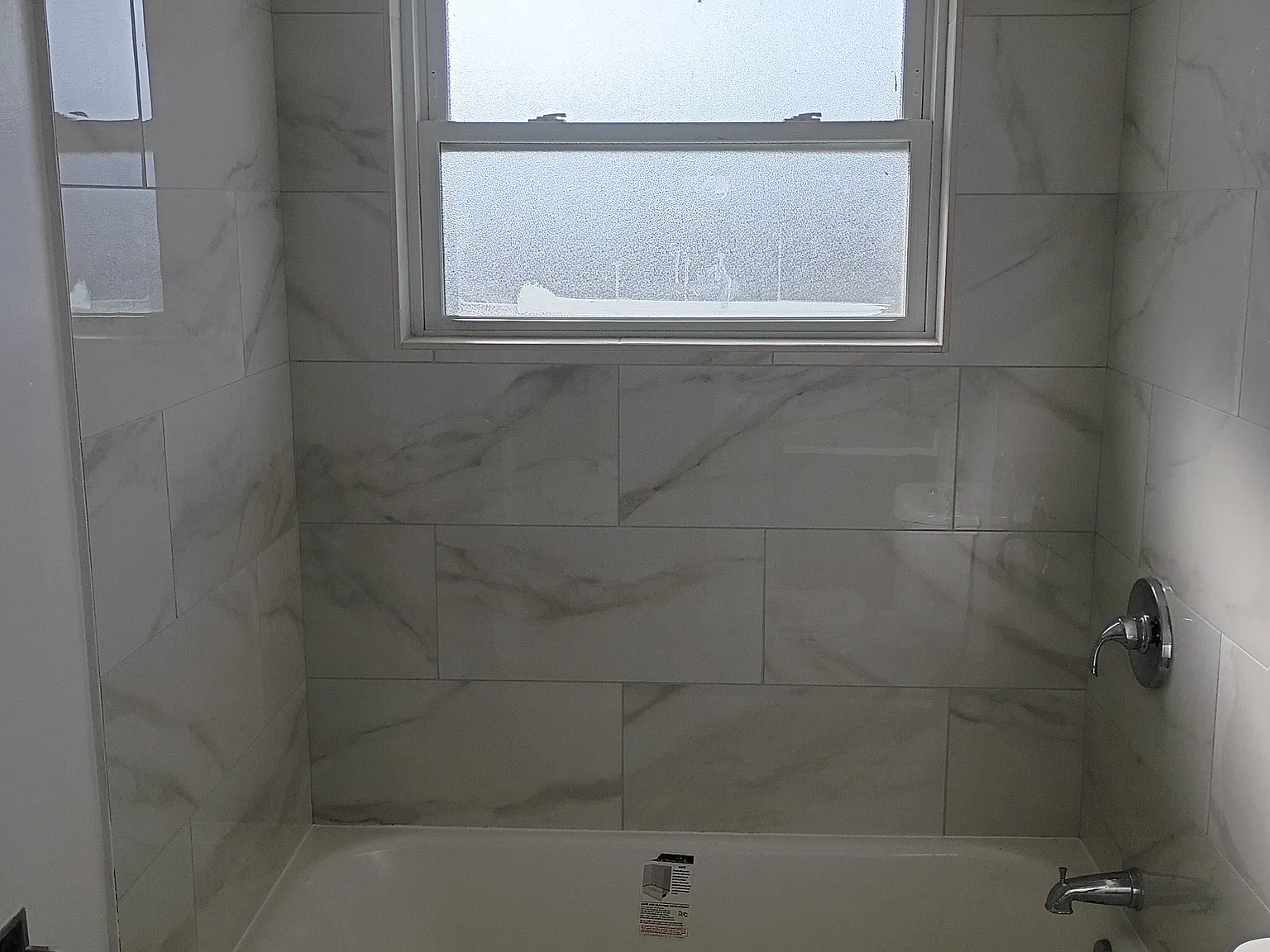 2 bed, 800 sqft, $1,610 — Photo 4