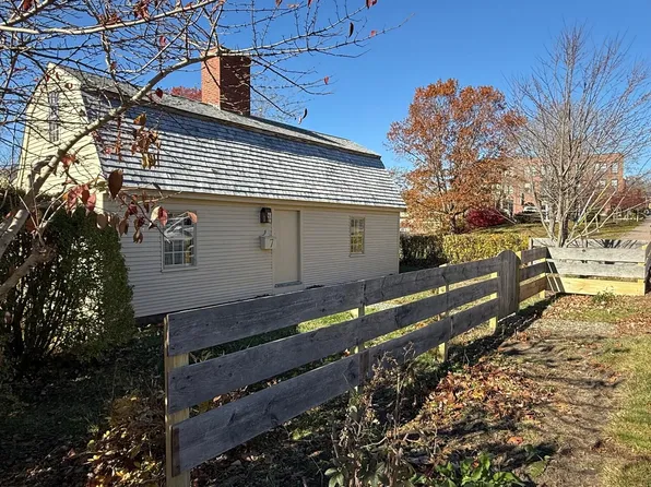 7 Water Street, Kennebunk, ME 04043
