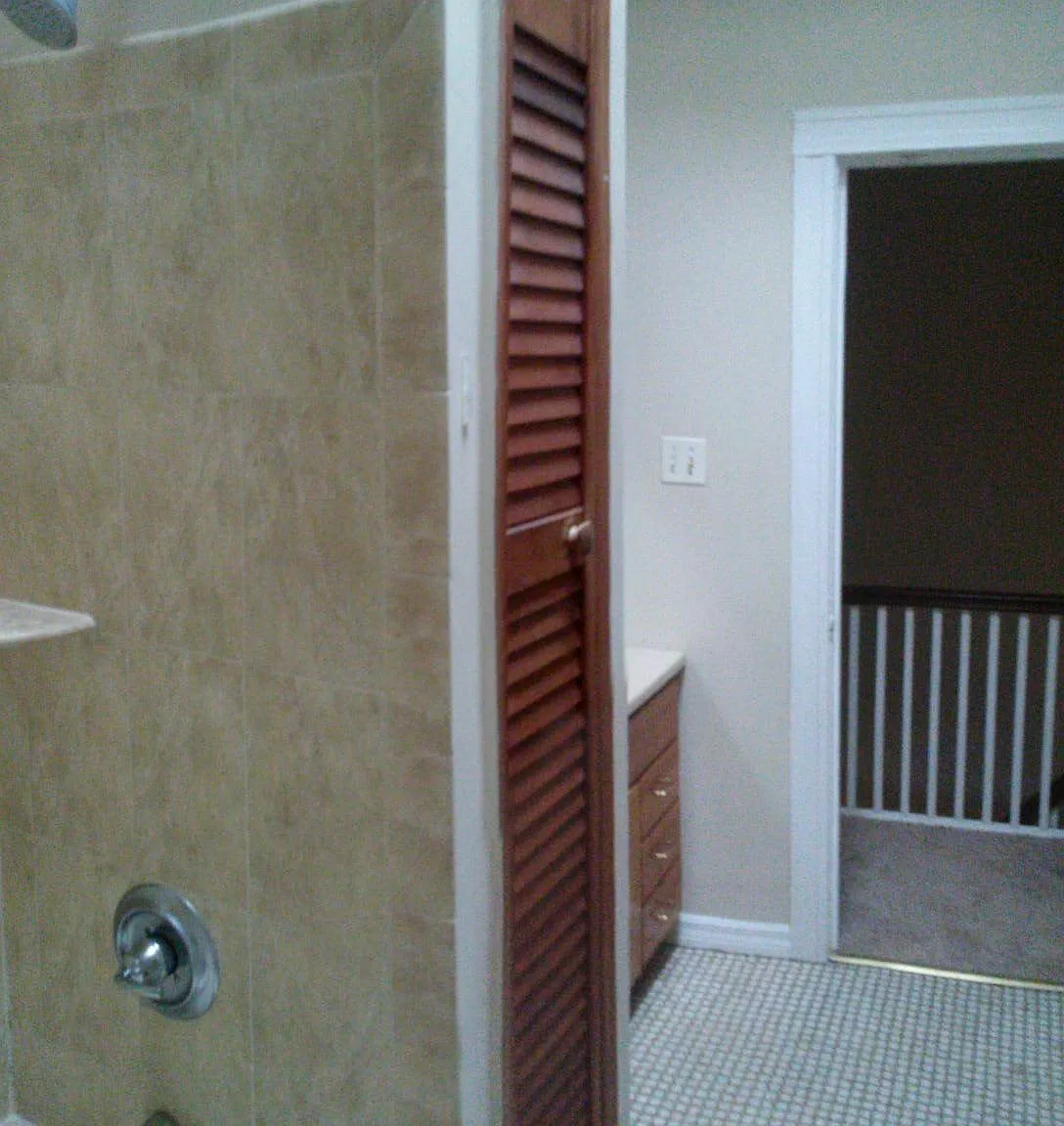 3 bed, 1.5 bath, 1200 sqft, $2,300 — Photo 3