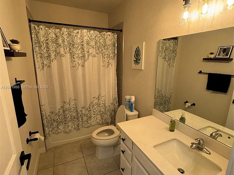 1009 NW 4th Ter #0 — Photo 9