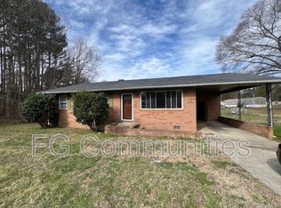 5212 Lewis Rd, Gastonia, NC 28052
