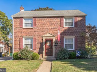 33 Netherwood Dr, Springfield, PA 19064