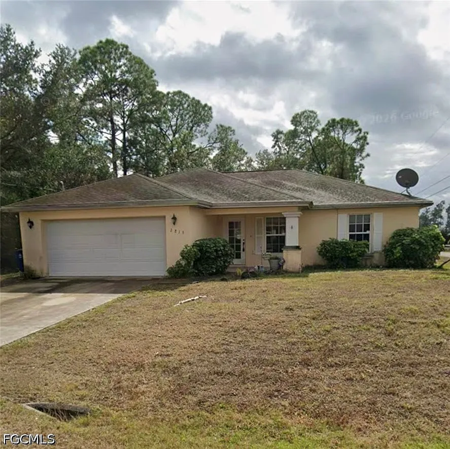 3 bed, 2.0 bath, 1472 sqft, $2,000 — Photo 3