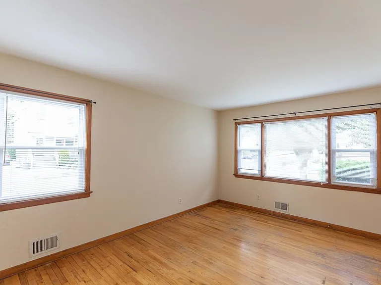 74 Wyckoff St — Photo 1