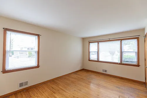 74 Wyckoff St Photo 1